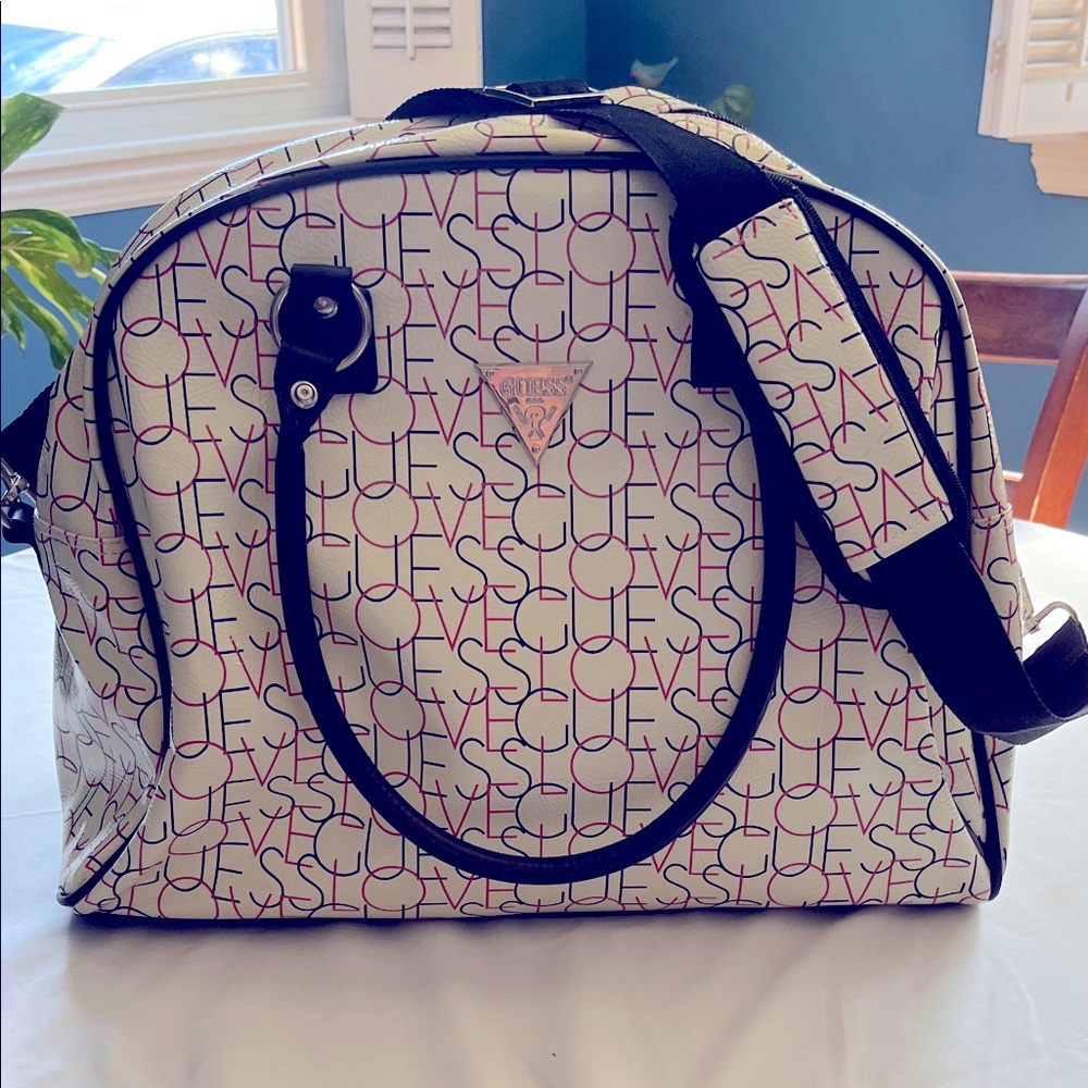 Guess White and Pink Logo Travel Bag
